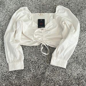 Levi’s Cropped Long Sleeve